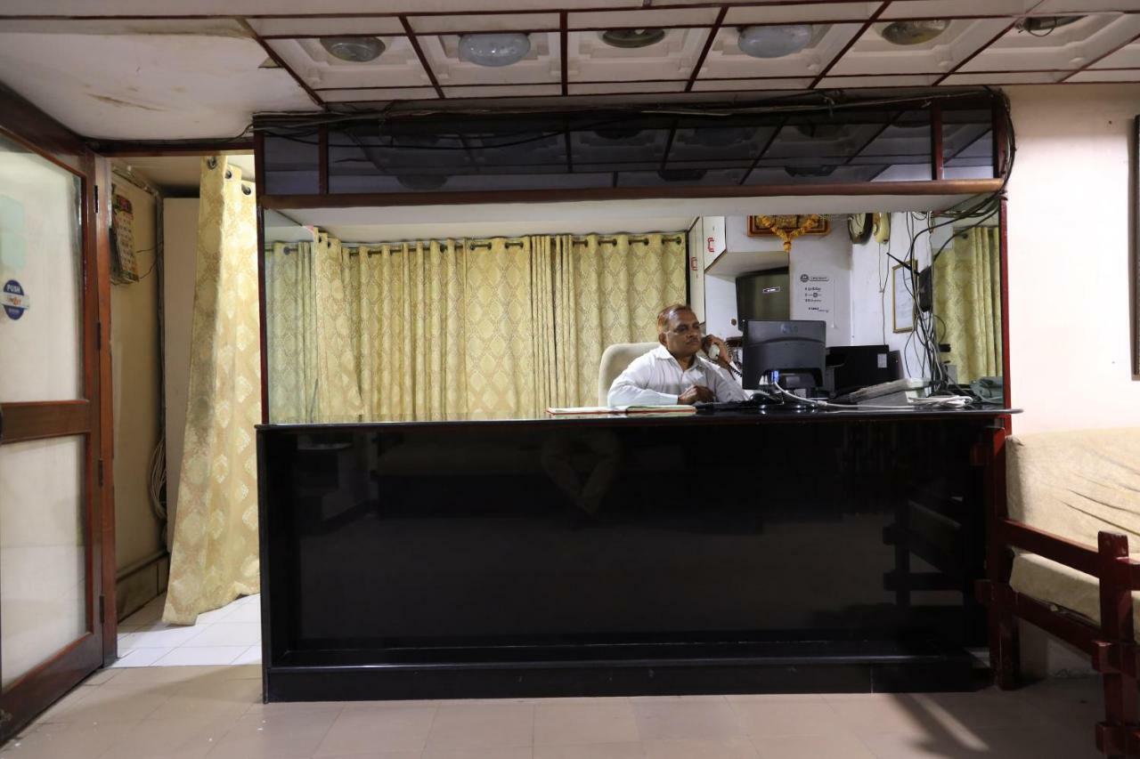 Spot On 39820 Shree Vaibhav Saver Hotell Nagpur Eksteriør bilde