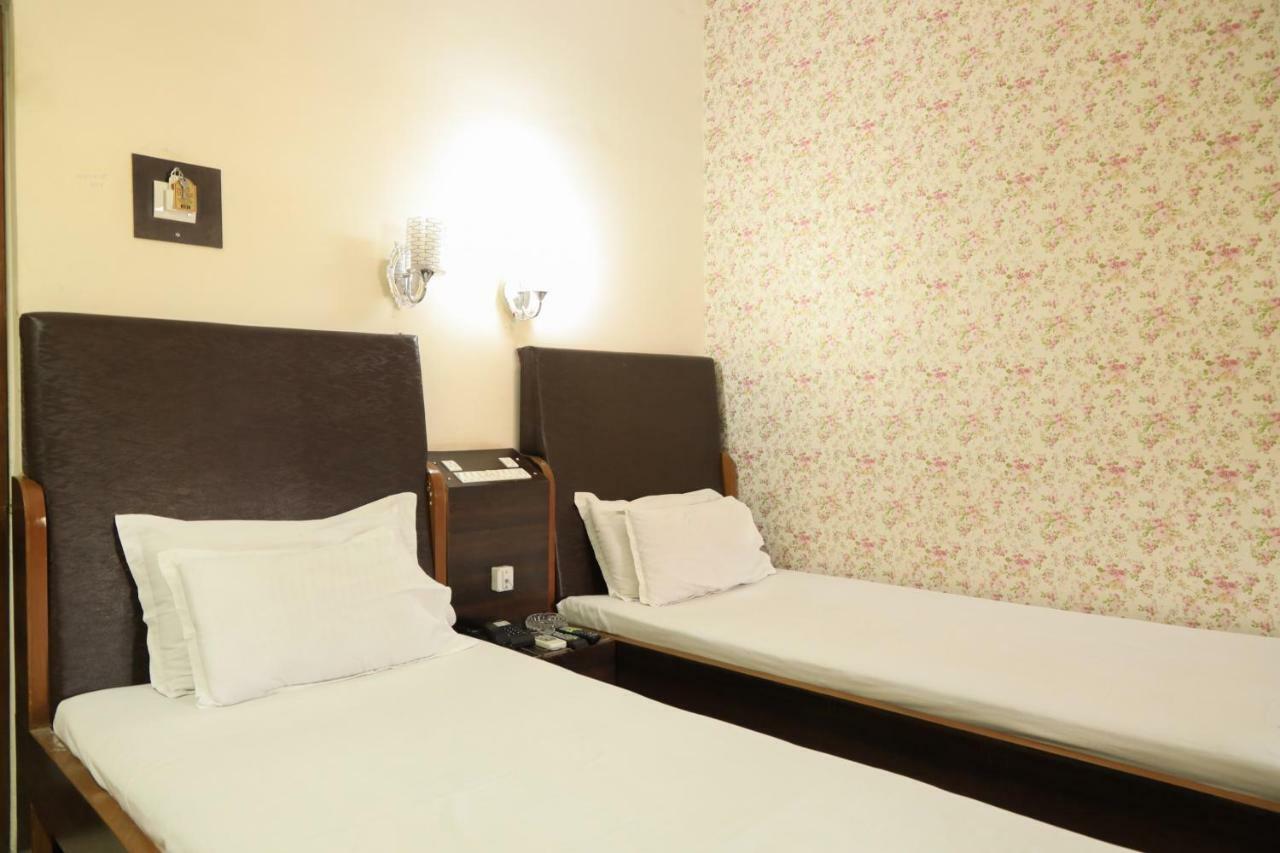 Spot On 39820 Shree Vaibhav Saver Hotell Nagpur Eksteriør bilde